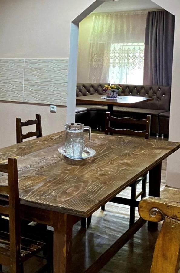 Nizharadze'S Tower Hotel Ушгули Екстериор снимка