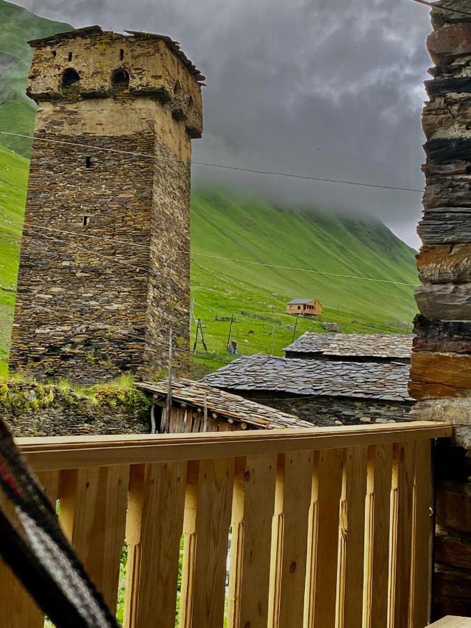 Nizharadze'S Tower Hotel Ушгули Екстериор снимка