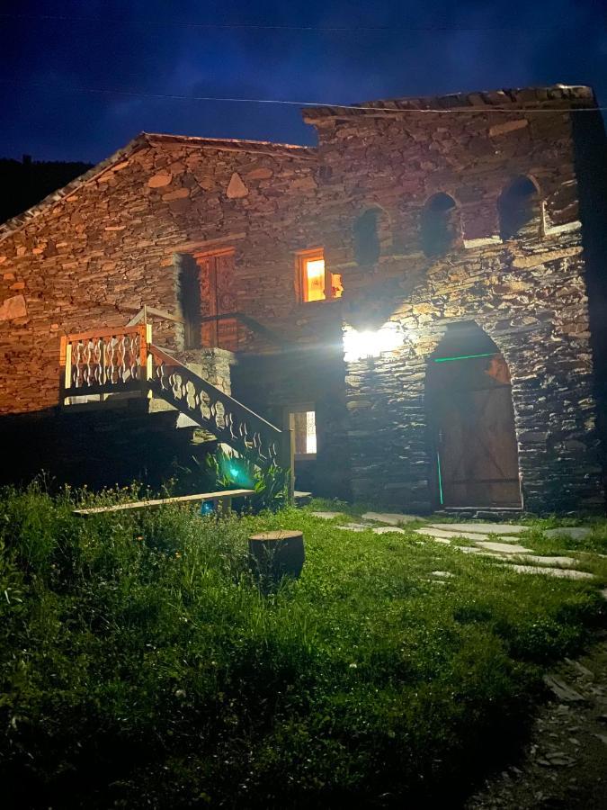 Nizharadze'S Tower Hotel Ушгули Екстериор снимка