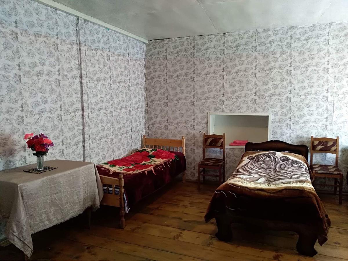 Nizharadze'S Tower Hotel Ушгули Екстериор снимка